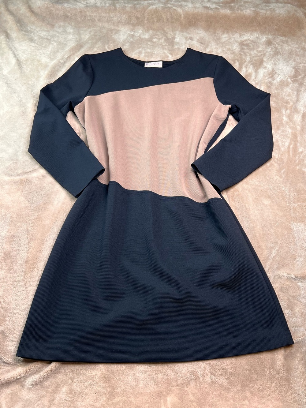 FAIRSET Black and Beige Colourblock Long Sleeve Ribbed Shift Dress - Sz L